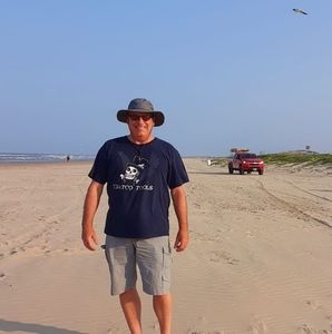 Meet your Posher, Chris